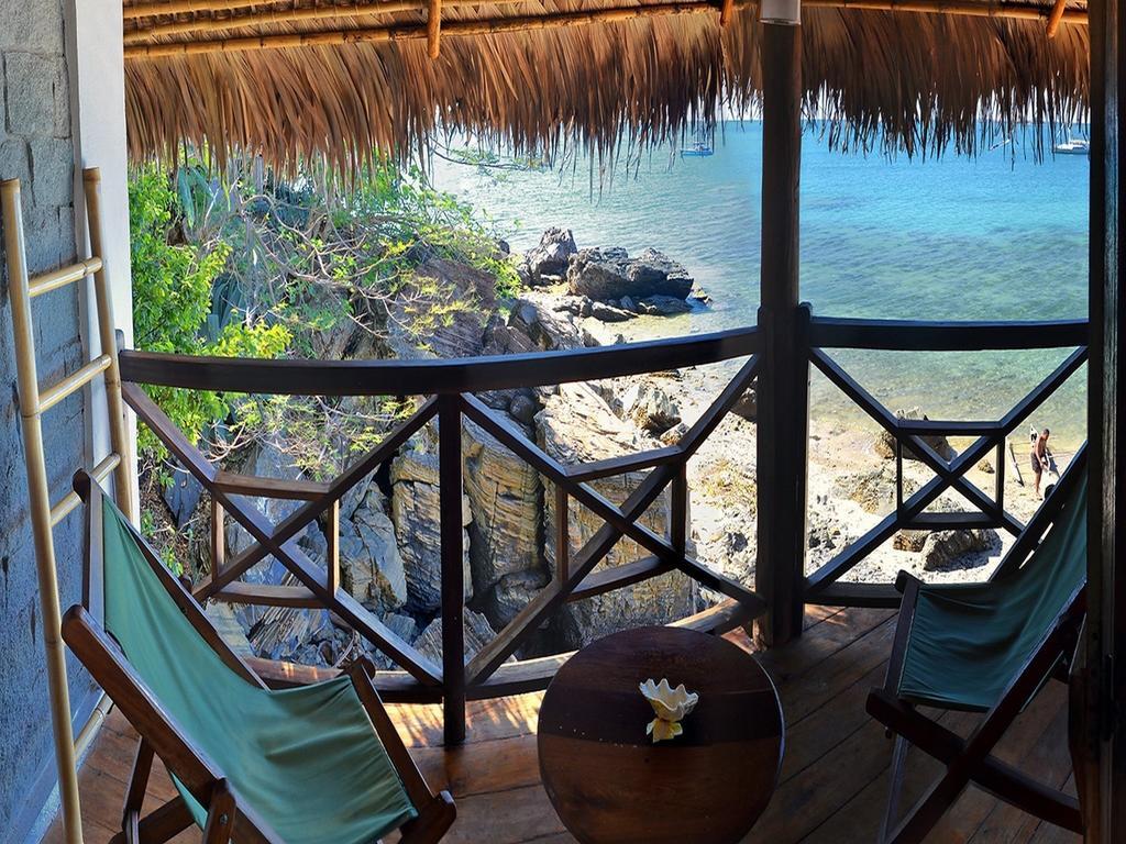 Auberge Le Maki Lodge Ampangorinana Room photo